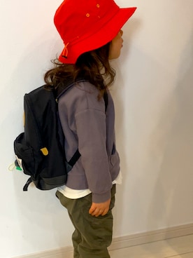 「ロン毛」｜「アイテム（帽子）」を使った、Hi Dekiさん（キッズ・100cm）の春コーディネート