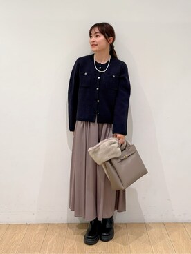 「INDIVI（インディヴィ）の【ミニブークレ素材】ジャケットライクカーディガン（カーディガン/ボレロ、ブルー系）」を使った、maiさん（レディース・153cm）の秋コーディネート
