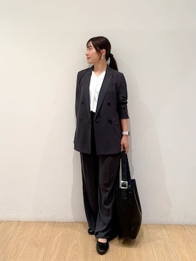 「INDIVI（インディヴィ）の【軽く羽織れる！】ダブルジャケット（テーラードジャケット、グレー系）」を使った、maiさん（レディース・153cm）の夏コーディネート