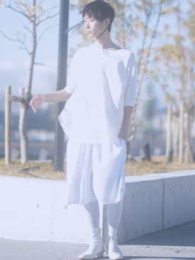 「ALBINO（アルビーノ）のシルケット加工ブロード切り替えボタンスリットワイドロングカットソー（Tシャツ/カットソー、ホワイト系）」を使った、ShotaroKonishiさん（メンズ・175cm）の冬コーディネート