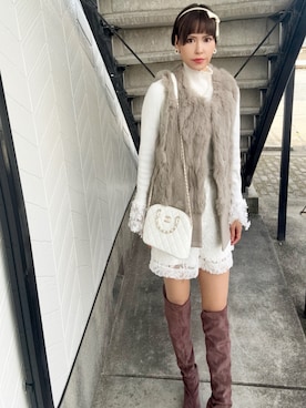 「アイテム（ヘアアクセサリー、ホワイト系）」を使った、chika@さん（レディース・162cm）の秋コーディネート