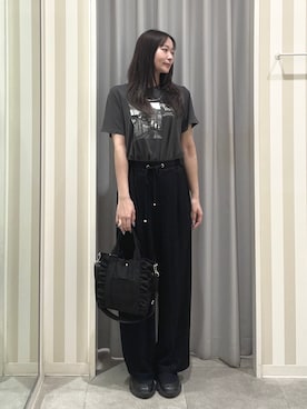 「SHOO・LA・RUE（シューラルー）の【S-LL/洗濯機可】大人のベーシックカラープリントTシャツ（Tシャツ/カットソー、グレー系）」を使った、mik0511gさん（レディース）の夏コーディネート