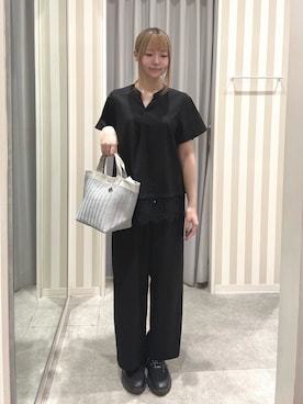 「SHOO・LA・RUE（シューラルー）の【S-LL/洗濯機可】軽凛(かろりん) 楽に着られて上品 裾レーススキッパーブラウス（シャツ/ブラウス、ブラック系）」を使った、mik0511gさん（レディース）の夏コーディネート