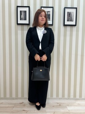 「SHOO・LA・RUE（シューラルー）の【洗濯機可/セットアップ可/S-3L】きちんと楽に。カットジョーゼットノーカラージャケット（ノーカラージャケット、ブラック系）」を使った、みさぼうさん（レディース・160cm）の冬コーディネート