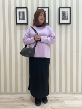 「SHOO・LA・RUE（シューラルー）の【洗濯機可/セットアップ可】さりげないラメ使いで差をつける クルーネックニット（ニット/セーター、パープル系）」を使った、みさぼうさん（レディース・160cm）の冬コーディネート