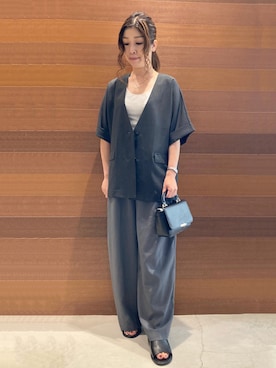 「アイテム（ノーカラージャケット、グレー系）」を使った、ユウさん（レディース・158cm）の夏コーディネート