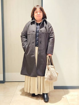 「grove（グローブ）のクラシカルな佇まい 大人のステンカラーロングコート（ステンカラーコート、グレー系）」を使った、minoriさん（レディース・155cm）の秋コーディネート