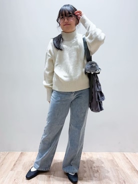 「アイテム（チャーム、グレー系）」を使った、ころりさん（レディース・150cm）の冬コーディネート