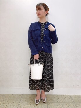 「grove（グローブ）のツイードニットジャケット（ノーカラージャケット、ブルー系）」を使った、satoさん（レディース・162cm）の冬コーディネート