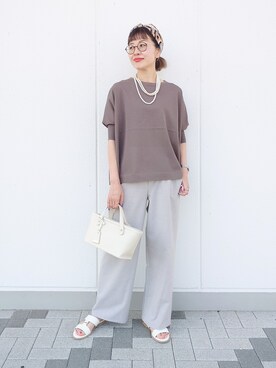 「UNTITLED（アンタイトル）の【アンサンブル可/洗える】シアーレーヨンプルオーバー（ニット/セーター、ブラウン系）」を使った、MUTSUKOさん（レディース・163cm）の春コーディネート