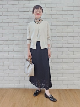 「UNTITLED（アンタイトル）の【アンサンブル可能/秋羽織り】コンパクトニットカーディガン（カーディガン/ボレロ、ベージュ系）」を使った、MUTSUKOさん（レディース・163cm）の秋コーディネート