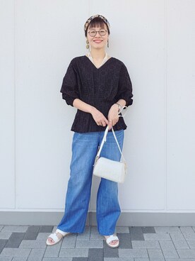 「UNTITLED（アンタイトル）の【Audrey and John Wad】ウエストシャーリングブラウス（シャツ/ブラウス、ブラック系）」を使った、MUTSUKOさん（レディース・163cm）の春コーディネート