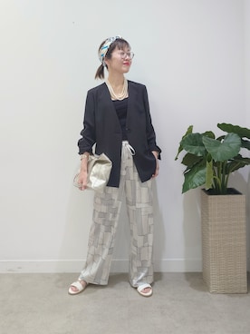 「MILOS（ミロス）のアイテム」を使った、MUTSUKOさん（レディース・163cm）の春コーディネート