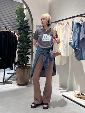 「LARUTA（ラルータ）の【LARUTA】シアーデニムシャツ（シャツ/ブラウス、ブルー系）」を使った、LARUTAさん（レディース・163cm）の夏コーディネート