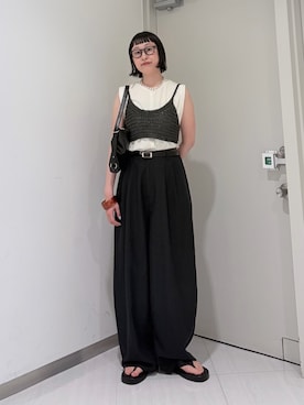 「KBF（ケイビーエフ）のリネンミックスWIDEコクーンパンツ（その他パンツ、ブルー系）」を使った、カヨさん（レディース・160cm）の夏コーディネート
