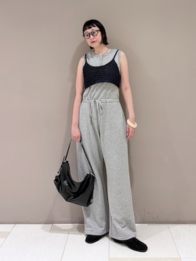 「KBF（ケイビーエフ）のスウェットオールインワン（その他パンツ、グレー系）」を使った、カヨさん（レディース・160cm）の夏コーディネート