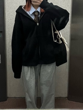 「アイテム（ネクタイ）」を使った、3yu777さん（レディース・155cm）の春コーディネート