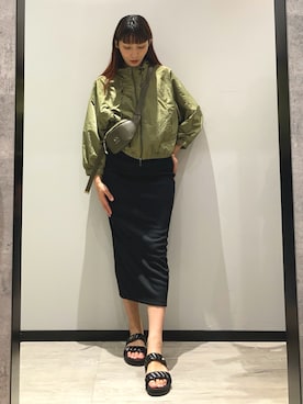 「ARMANI EXCHANGE（アルマーニエクスチェンジ）のアイテム」を使った、monaさん（レディース・167cm）の春コーディネート