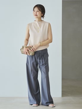 「plage（プラージュ）のWO/TA flap パンツ（スラックス、グレー系）」を使った、yoshieさん（レディース・166cm）の夏コーディネート