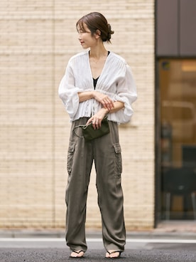 「plage（プラージュ）のOver dye カーゴパンツ（カーゴパンツ、グリーン系）」を使った、yoshieさん（レディース・166cm）の夏コーディネート
