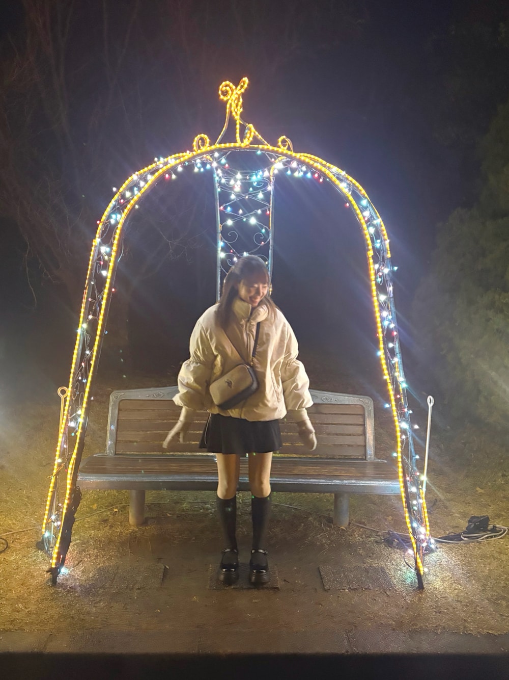 「クリスマスコーデ、クリスマスデート、冬アウター、キャンディスリーブ、厚底シューズ、低身長女子、おしゃれさんと繋がりたい、いいね、save、フォローお願いします🤑」｜「Kastaneの【お気に入り登録1.7万人/好評価レビュー/S.Mサイズ展開】キャンディスリーブリバーシブルコート（その他アウター、ホワイト系）」を使った、ﾋﾟｰﾉさん（レディース・155cm）の冬コーディネートの1枚目の写真