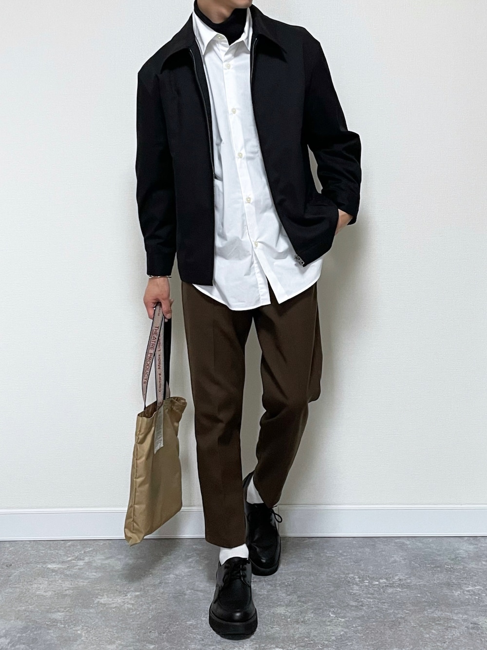 「ラブアンドピース2021、秋のコーデ、お洒落さんとつながりたい、プチプラコーデ、プチプラ、GU、UNIQLO、UNIQLO U、秋服、ビックシルエット」｜「UNIQLOのアイテム（ブルゾン、ブラック系）」を使った、たき さん（メンズ・170cm）の秋コーディネートの1枚目の写真
