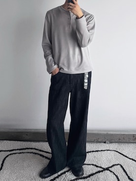 「WYM LIDNM（ウィム バイ リドム）のアイテム（Tシャツ/カットソー、グレー系）」を使った、たき さん（メンズ・170cm）の夏コーディネート