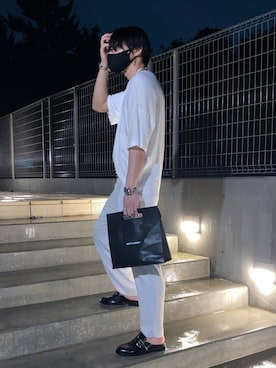 「SAINT LAURENT PARIS（サンローランパリ）のアイテム（バッグ）」を使った、MASAYA    さん（メンズ・177cm）の夏コーディネート
