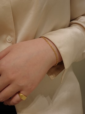 「TEN.（テン）の18KGP マリーナチェーンブレスレット 01 GD-S-（ブレスレット、ゴールド系）」を使った、tanaka miku さん（レディース・167cm）の秋コーディネート