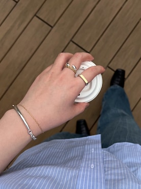 「アイテム（ブレスレット）」を使った、tanaka miku さん（レディース・167cm）の秋コーディネート