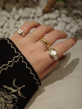 「TEN.（テン）のアイテム（リング）」を使った、tanaka miku さん（レディース・167cm）の春コーディネート