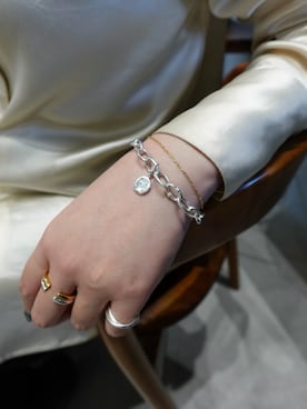 「ゴールド」｜tanaka miku さん（レディース・167cm）の春コーディネート