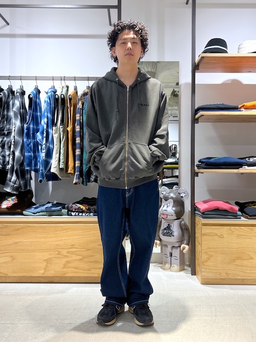 PIGMENT DYED EMBOSS LOGO ZIP HOODED SWEAT（パーカー）｜XLARGE