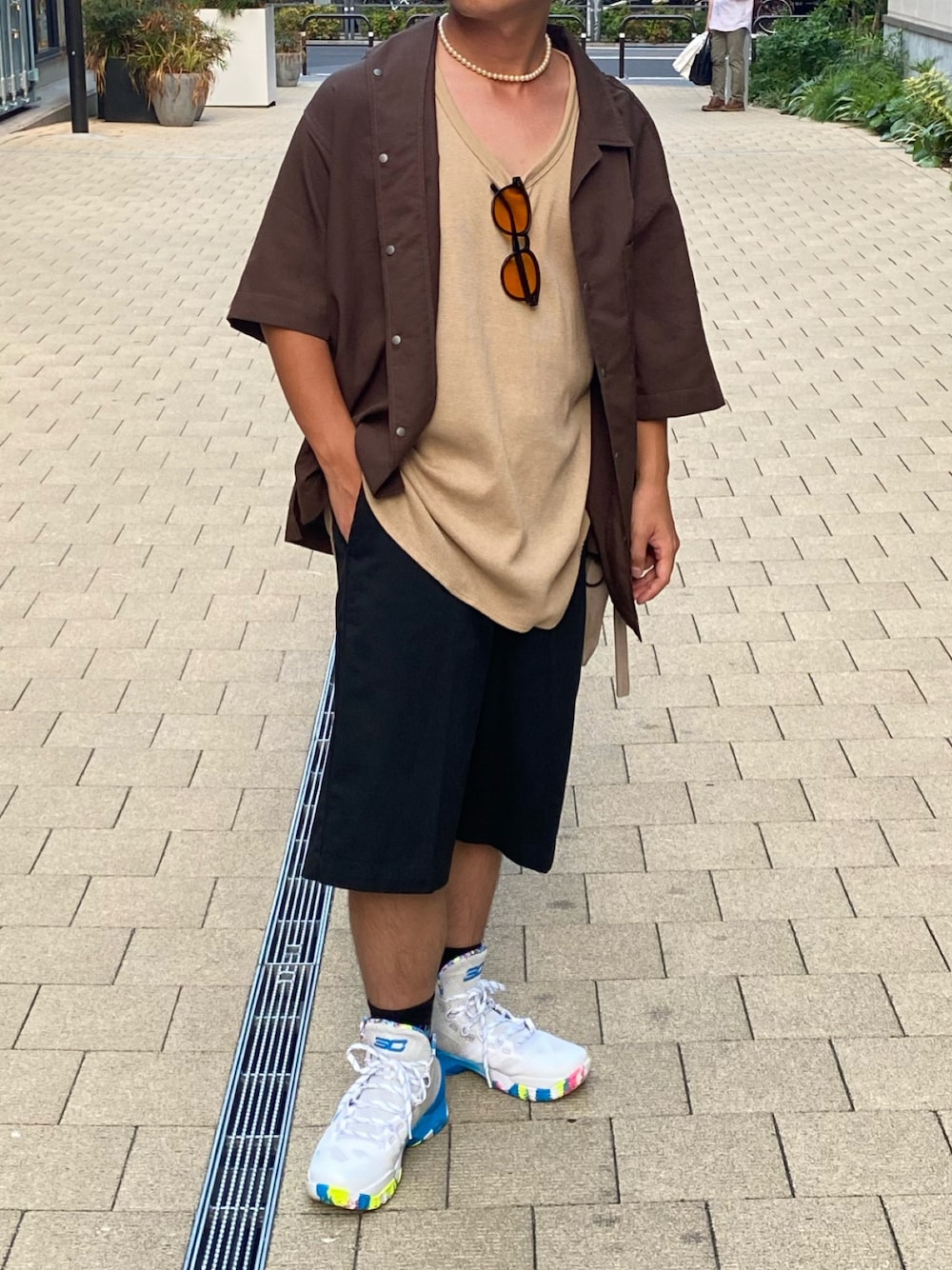 「夏コーデ、おしゃれさんと繋がりたい、リラックススタイル、シャツ好き集まれ、古着好きな人と繋がりたい、GU、夏、低身長コーデ、いいね、save、フォローお願いします🤑、服好きな人と繋がりたい」｜「MGVのブラックフレームカラーサングラス（サングラス、オレンジ系）」を使った、kanataさん（メンズ・165cm）の夏コーディネートの1枚目の写真