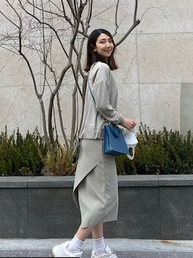 「skirt」｜「アイテム（スウェット）」を使った、ACUDさん（レディース・167cm）の秋コーディネート