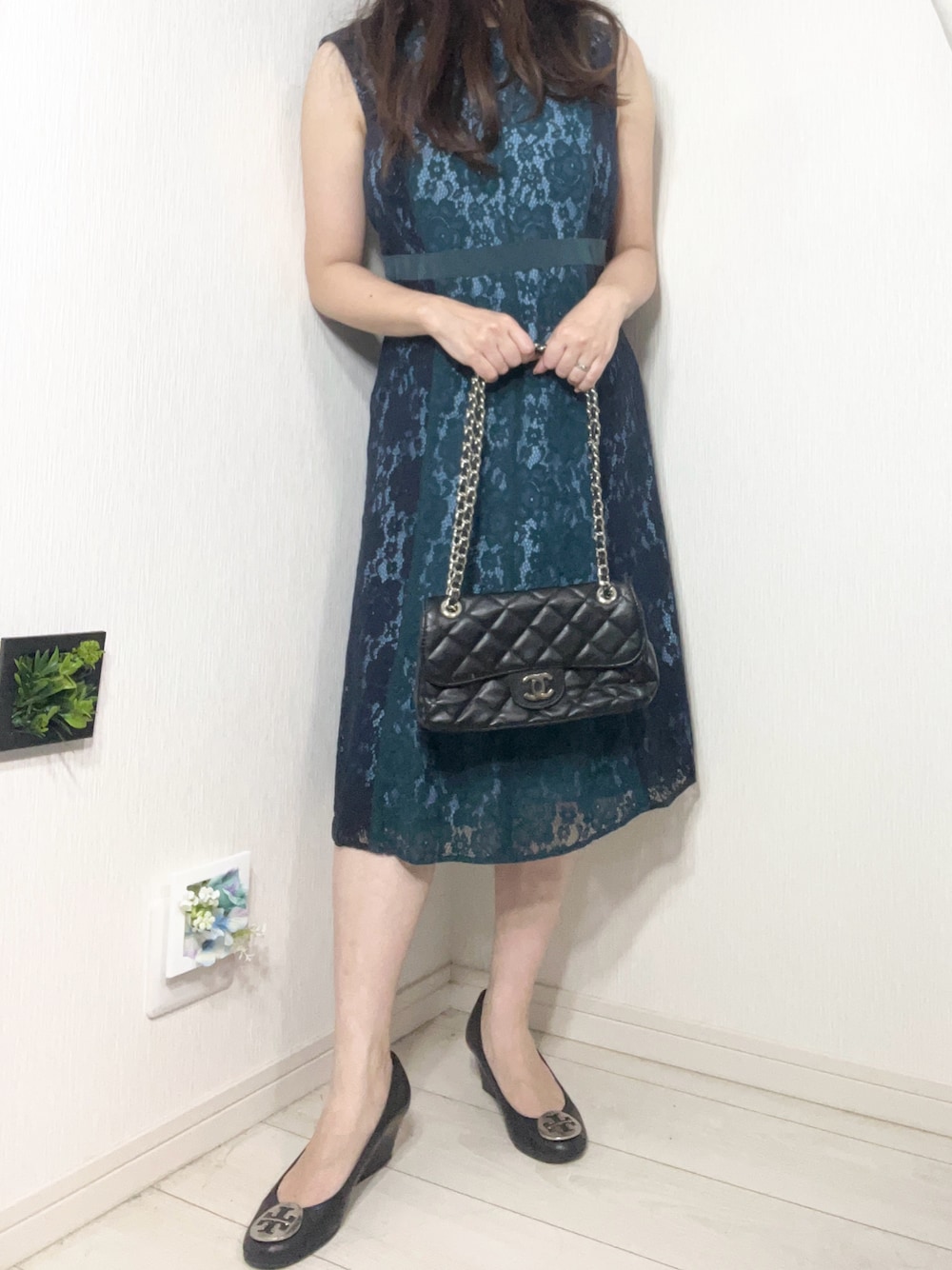 「オケージョン」｜「TORY BURCHのアイテム（パンプス、ブラック系）」を使った、manayuaさん（レディース・154cm）の春コーディネートの1枚目の写真