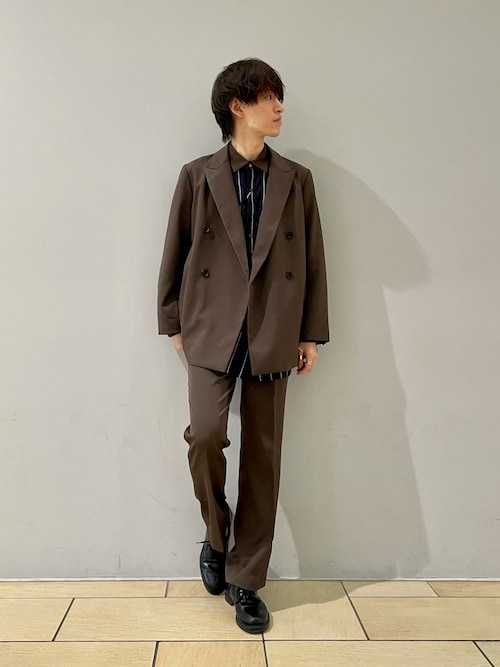 Lui's（ルイス）の「ウール混ベネシャンダブルボクシー