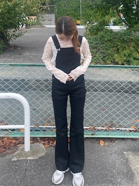 「アイテム（サロペット/オーバーオール）」を使った、𝑵𝒂𝒏𝒂さん（レディース・158cm）の秋コーディネート