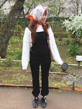 「adidas（アディダス）のSAMBA OG W　IF4397（スニーカー、ブラック系）」を使った、𝑵𝒂𝒏𝒂さん（レディース・158cm）の春コーディネート