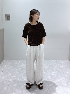 「LOWRYS FARM（ローリーズファーム）のベロアホルター２Ｐ５Ｓ　1052782（Tシャツ/カットソー、ブラウン系）」を使った、ヒトミさん（レディース・146cm）の夏コーディネート