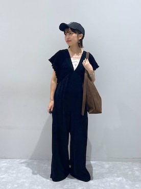 「アイテム（オールインワン・サロペット）」を使った、ヒトミさん（レディース・146cm・30代）の秋コーディネート