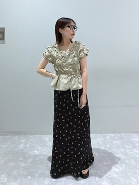 「LOWRYS FARM（ローリーズファーム）のスタイルＵＰクロスカップキャミ　100757（Tシャツ/カットソー、ホワイト系）」を使った、ヒトミさん（レディース・146cm）の夏コーディネート