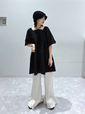 「LOWRYS FARM（ローリーズファーム）のサーマルフラワーフリルパンツ　1048957（その他パンツ、グレー系）」を使った、ヒトミさん（レディース・146cm）の夏コーディネート