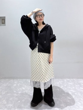 「LOWRYS FARM（ローリーズファーム）のアイテム（スカート）」を使った、ヒトミさん（レディース・146cm）の秋コーディネート