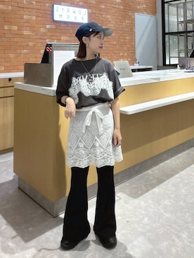 「LOWRYS FARM（ローリーズファーム）のアイテム（スニーカー）」を使った、ヒトミさん（レディース・146cm）の秋コーディネート