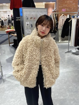 「アイテム（スウェットパンツ）」を使った、ヒトミさん（レディース・146cm・30代）の冬コーディネート