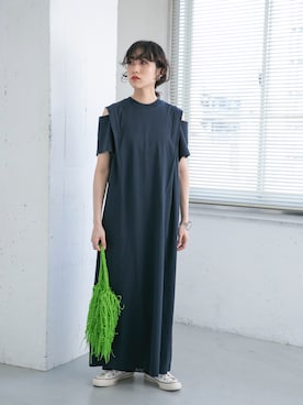 「オープンショルダー」｜「アイテム（ワンピース/ドレス）」を使った、KBF OFFICIAL ACCOUNTさん（レディース・160cm）の夏コーディネート