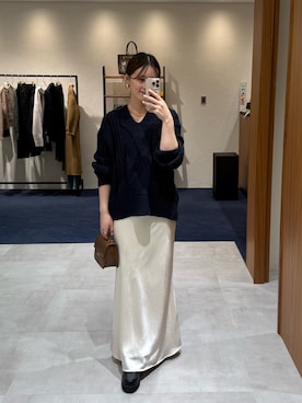 「アイテム（スカート、ベージュ系）」を使った、清水ひなさん（レディース・161cm）の冬コーディネート