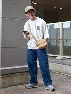 「niko and...（ニコアンド）のロゴプリントスウェットＴシャツ（Tシャツ/カットソー）」を使った、ぜっきーさん（メンズ・165cm）の春コーディネート