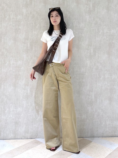 25年AW新作】CROSS CHINO WIDE STRAIGHT（チノパンツ）｜MOUSSY